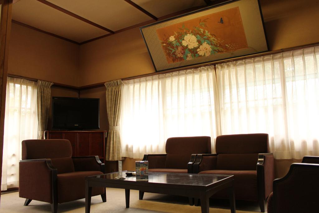 Seiranso Hotel Yugawara Bagian luar foto